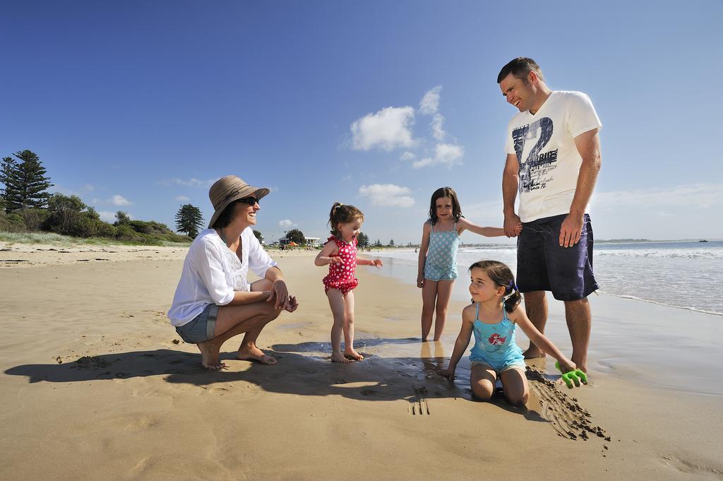 Nrma Stockton Beach Holiday Park Otel Dış mekan fotoğraf