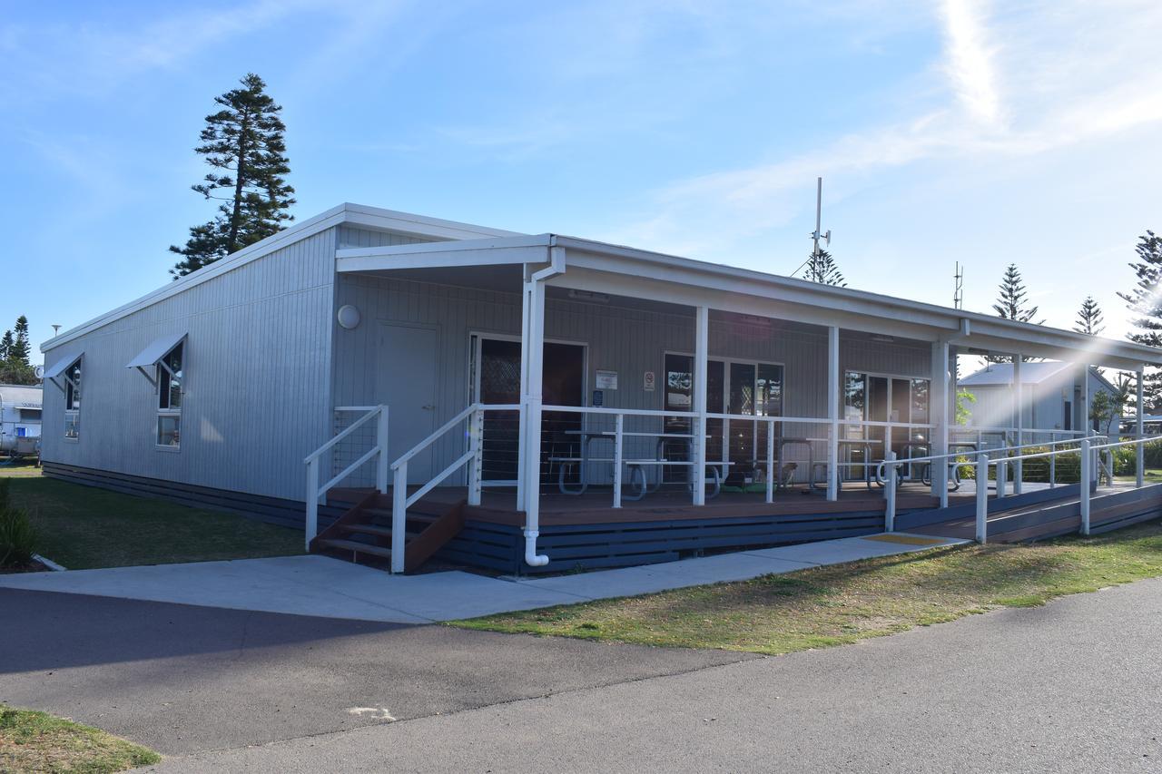 Nrma Stockton Beach Holiday Park Otel Dış mekan fotoğraf